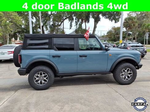 Used 2021 Ford Bronco Badlands image 8