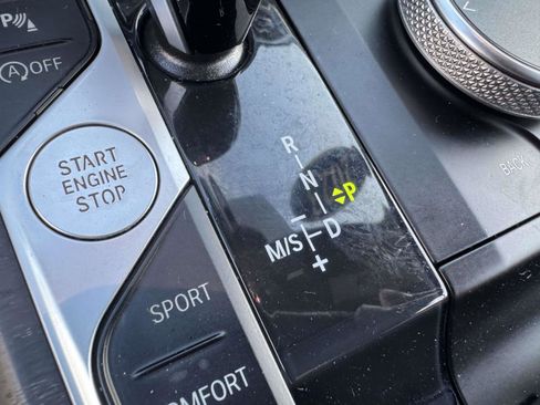 Used 2023 BMW 430i xDrive Convertible w/ M Sport Package image 26