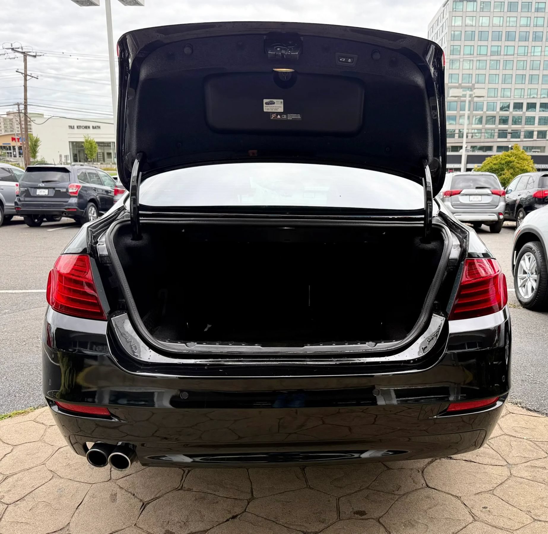 Used 2015 BMW 528i xDrive Sedan AWD/4WD image 45
