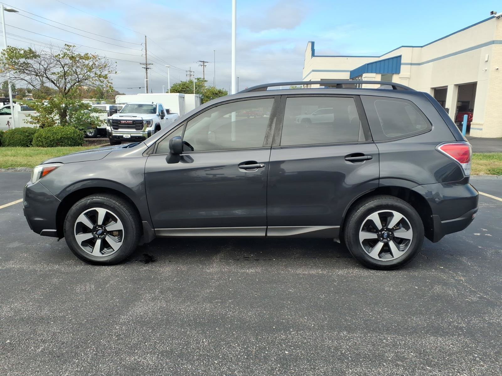 Used 2018 Subaru Forester 2.5i w/ Protection Package #1 AWD/4WD image 4