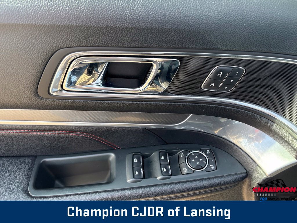 Used 2019 Ford Explorer Sport w/ Equipment Group 401A AWD/4WD image 13