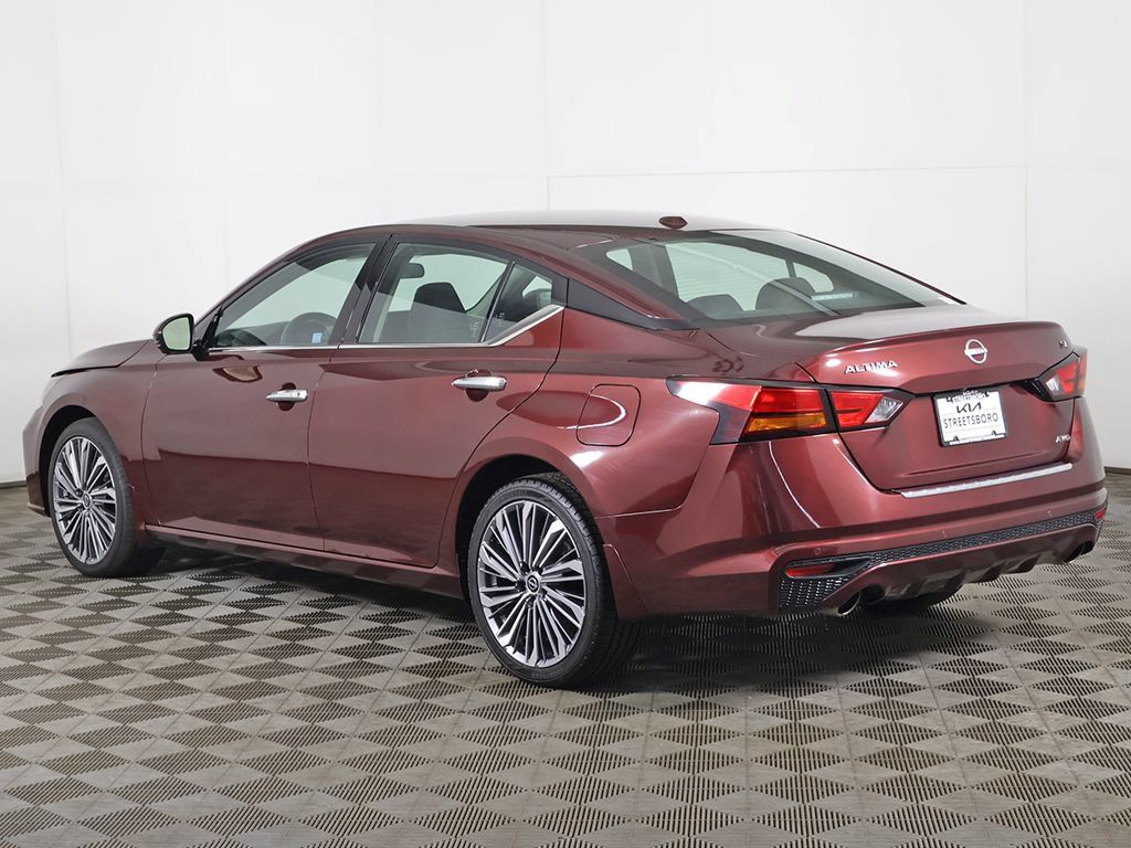 Used 2023 Nissan Altima 2.5 SL AWD/4WD image 10
