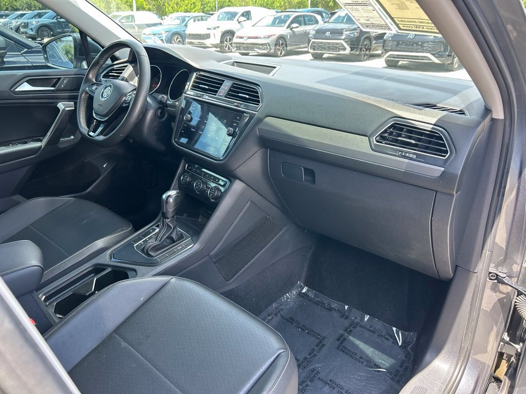 Used 2021 Volkswagen Tiguan SE FWD image 42