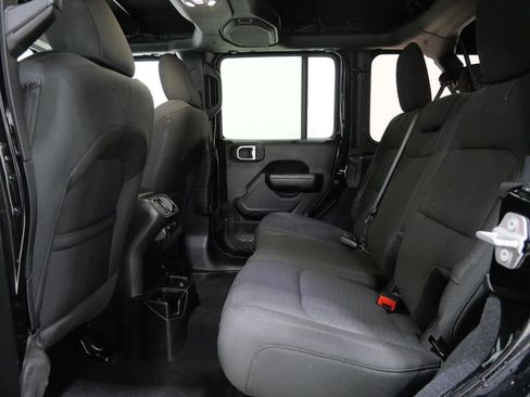 Used 2021 Jeep Wrangler Unlimited Sport image 25