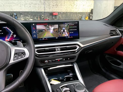 Used 2024 BMW M440i Convertible w/ Premium Package RWD image 9