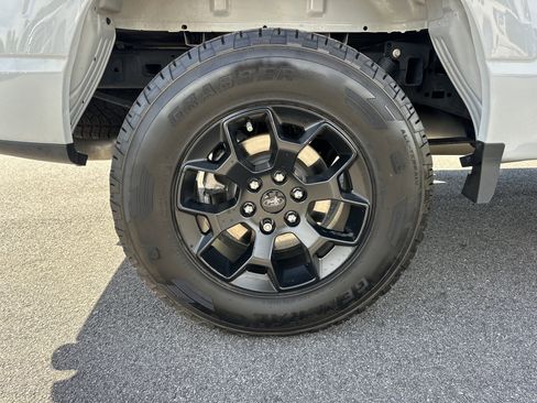 Used 2024 Ford F150 STX w/ Equipment Group 201A FX4 AWD/4WD image 17