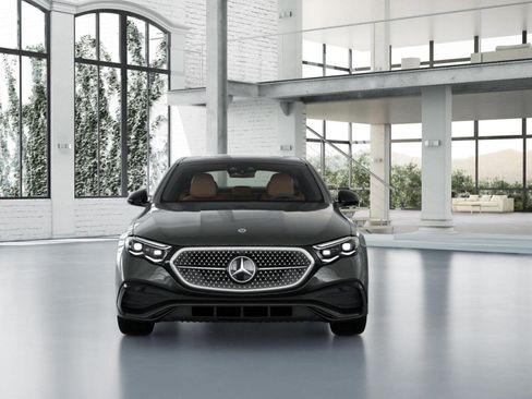 New 2026 Mercedes-Benz E 350 4MATIC Sedan image 7