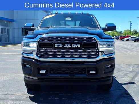 Used 2020 RAM 2500 Limited AWD/4WD image 2