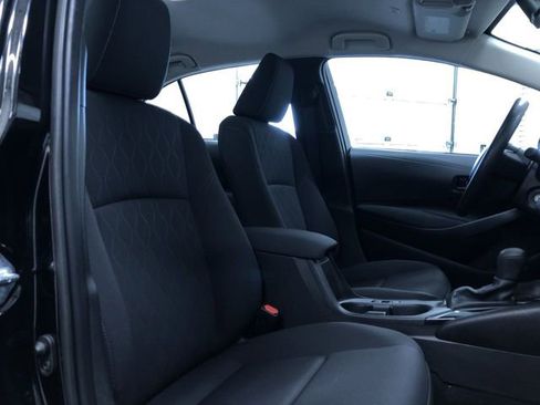 Certified 2025 Toyota Corolla LE image 22