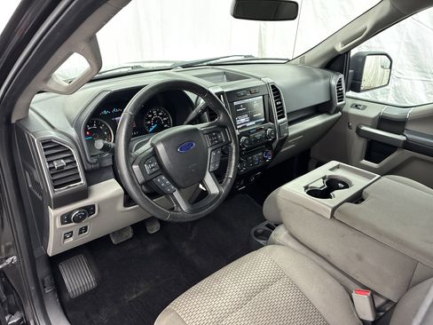 Used 2015 Ford F150 XLT w/ Equipment Group 302A Luxury AWD/4WD image 12