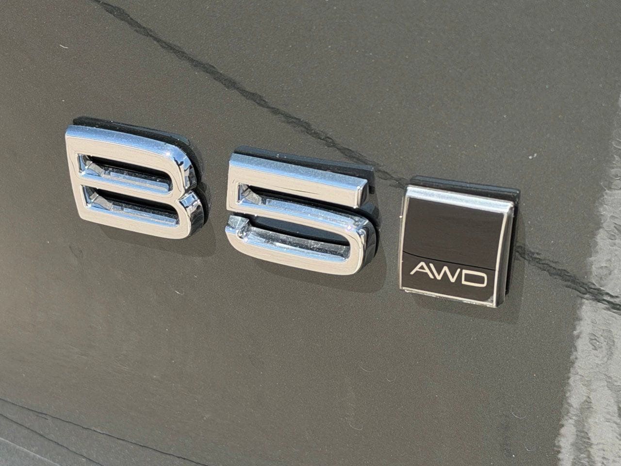 New 2026 Volvo XC40 B5 Ultra w/ Protection Package Premier AWD/4WD image 8