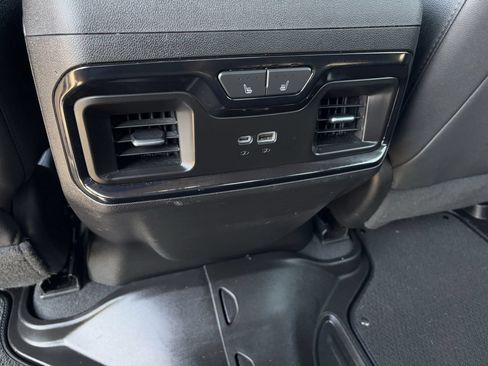 Used 2024 GMC Sierra 2500 AT4 w/ AT4 Premium Plus Package AWD/4WD image 26