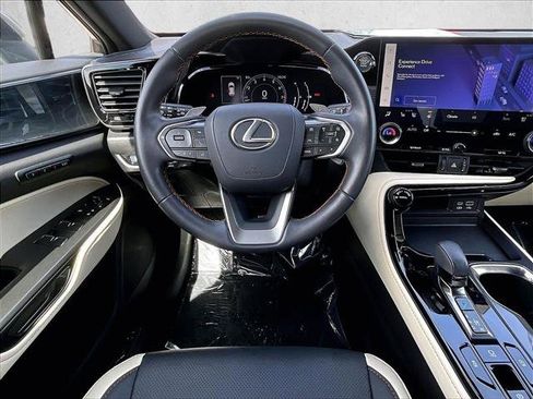 Used 2024 Lexus NX 250 FWD w/ Cold Area Package image 7