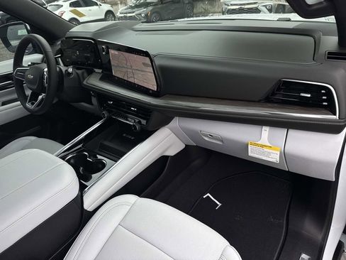 New 2026 Chevrolet Tahoe Premier RWD image 13