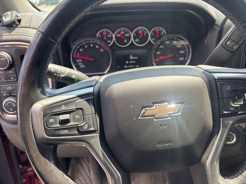Used 2021 Chevrolet Silverado 1500 LT AWD/4WD image 11