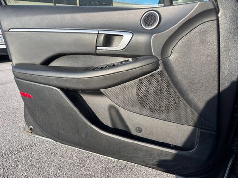 Used 2022 Hyundai Sonata SEL w/ Preferred Accessory Package FWD image 7