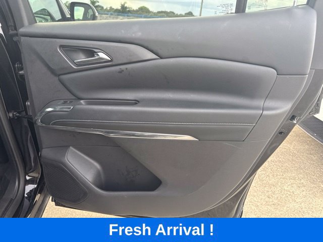 Used 2026 Chevrolet Traverse LT FWD image 15