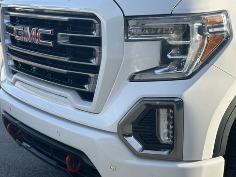 Used 2020 GMC Sierra 1500 AT4 w/ AT4 Premium Package image 6