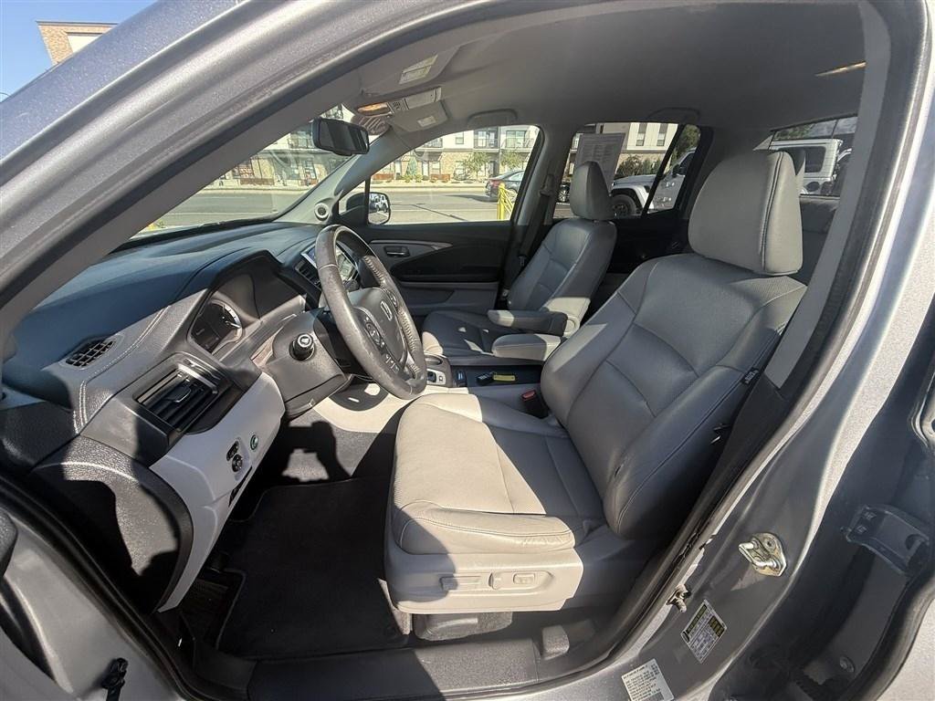 Used 2017 Honda Ridgeline RTL-T image 20