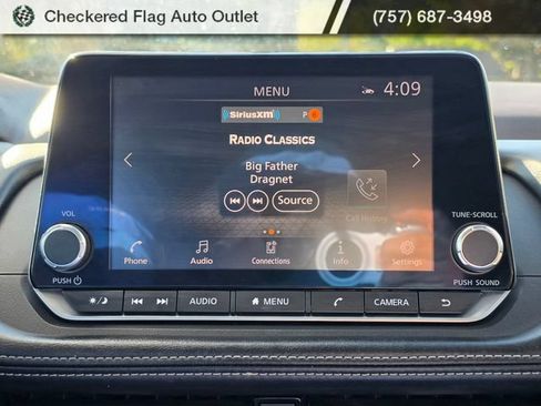 Used 2021 Nissan Rogue SV w/ Premium Package FWD image 15