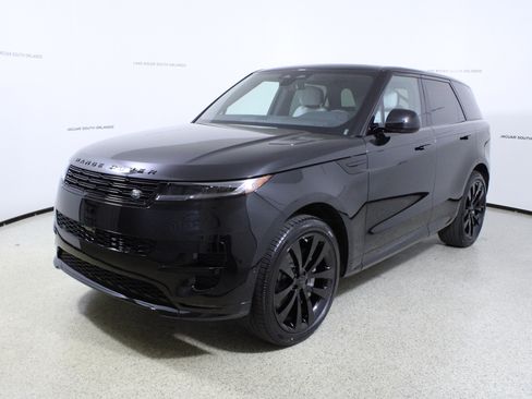 New 2026 Land Rover Range Rover Sport Dynamic SE AWD/4WD image 4
