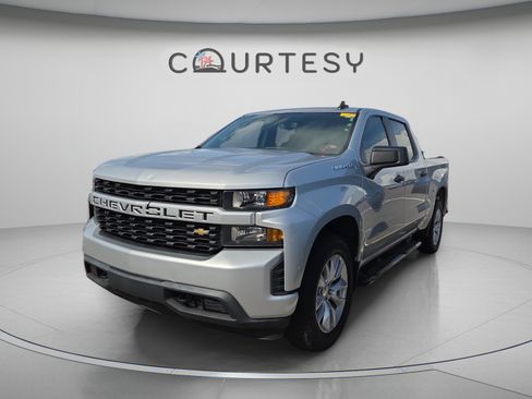 Used 2022 Chevrolet Silverado 1500 Custom AWD/4WD image 1