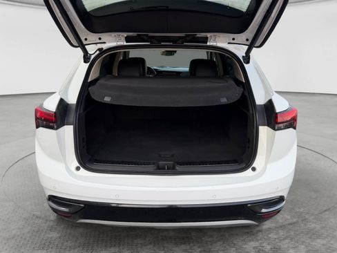 Used 2021 Buick Envision Essence w/ Technology Package I FWD image 18