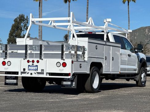 New 2025 Ford F550 4x4 Crew Cab Super Duty image 3