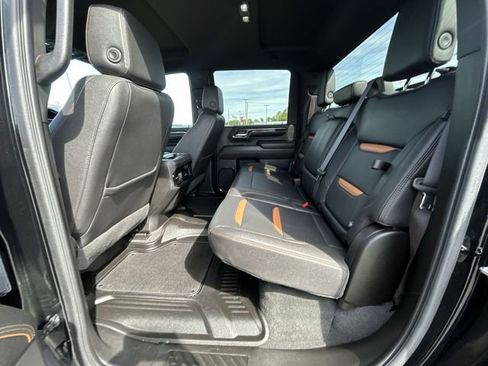 Used 2024 GMC Sierra 2500 AT4 AWD/4WD image 28