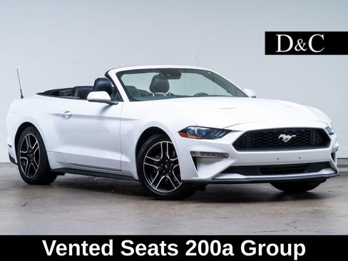 Used 2022 Ford Mustang Premium RWD image 1