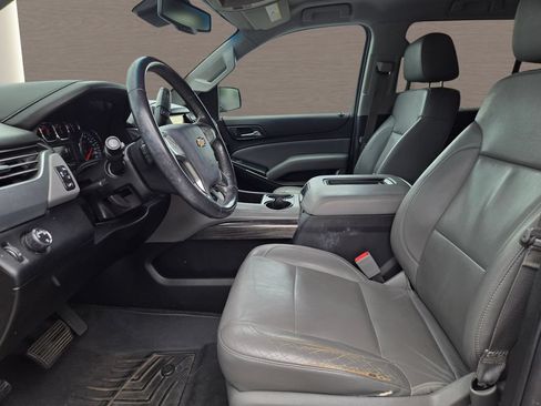 Used 2015 Chevrolet Tahoe LT RWD image 13