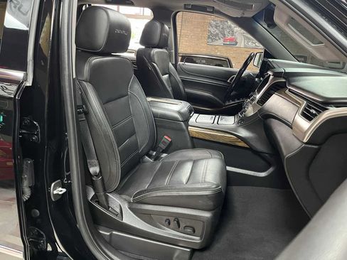 Used 2019 GMC Yukon Denali AWD/4WD image 28