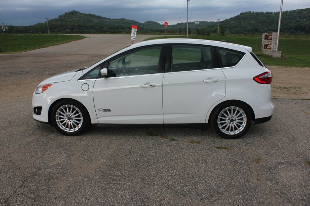 Used 2016 Ford C-MAX Energi SEL w/ Equipment Group 302A FWD image 8