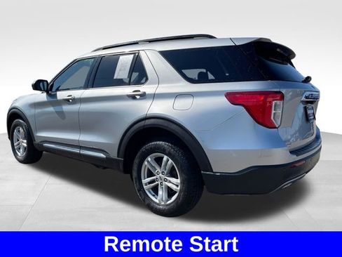 Used 2020 Ford Explorer XLT w/ Equipment Group 202A AWD/4WD image 3
