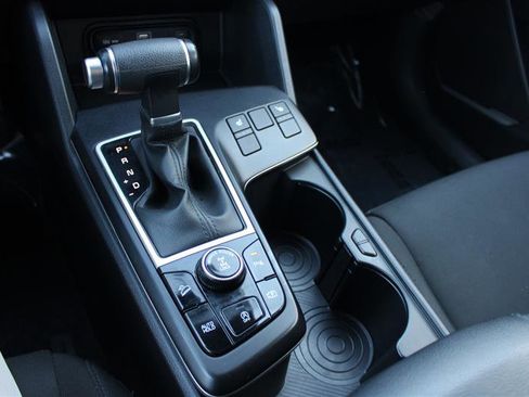 Used 2024 Kia Sportage LX image 20