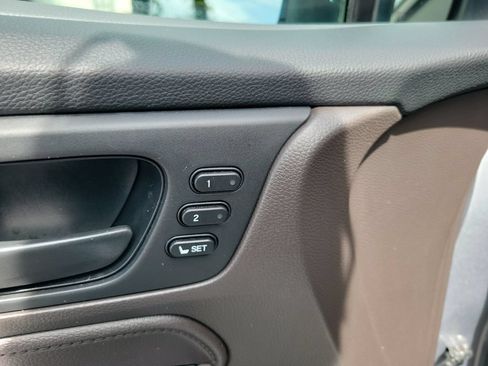 Used 2021 Honda Odyssey EX-L image 19