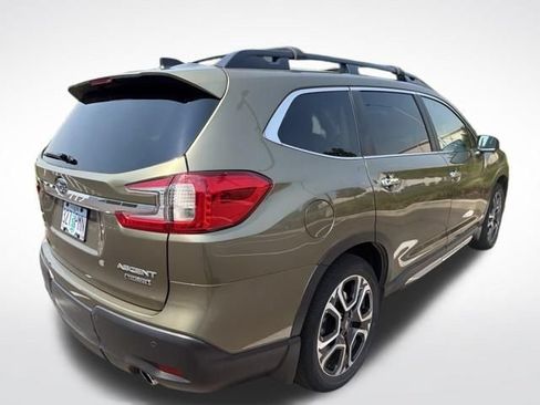Used 2023 Subaru Ascent Touring AWD/4WD image 4