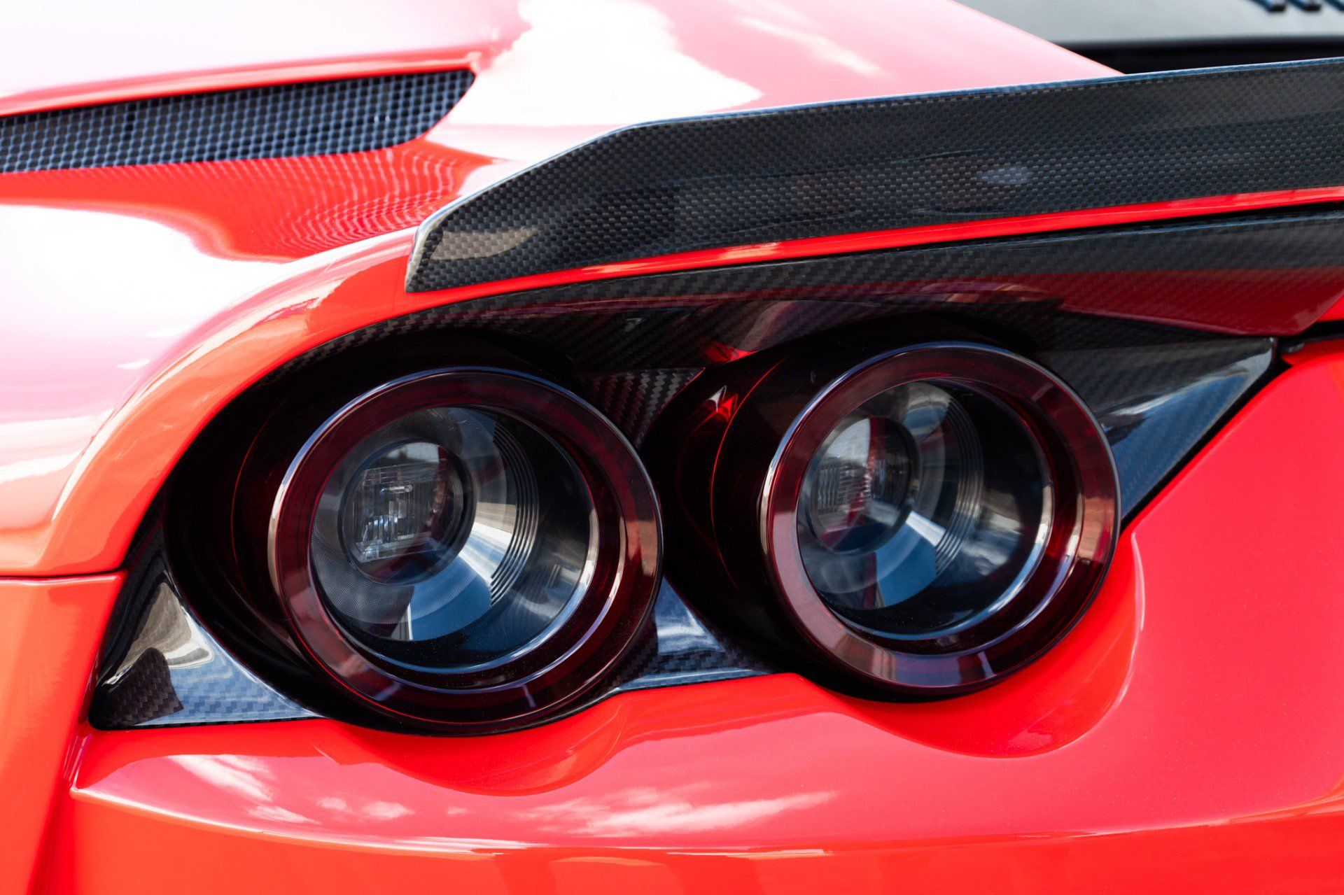 Used 2019 Ferrari 812 Superfast RWD image 41