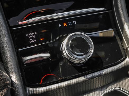 New 2025 Jeep Grand Cherokee L Limited w/ Luxury Tech Group II image 25