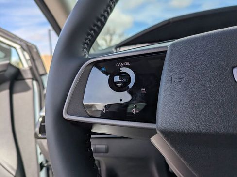 New 2025 Nissan Murano SL image 17