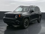 Used 2023 Jeep Renegade Latitude image 3