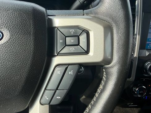 Used 2018 Ford F150 Lariat AWD/4WD image 17