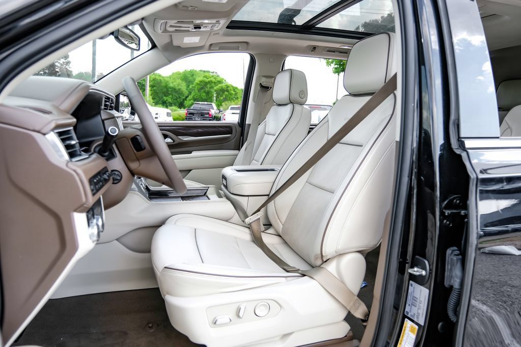 Used 2022 GMC Yukon Denali AWD/4WD image 39