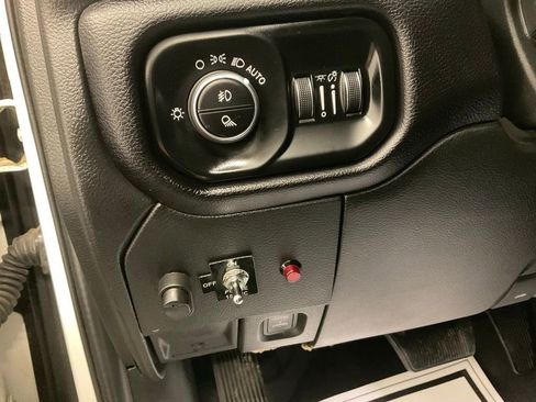 Used 2022 RAM 2500 Laramie image 18