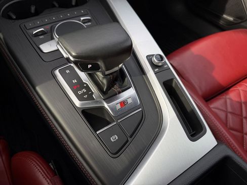 Used 2019 Audi S4 Premium Plus w/ Premium Plus Package image 18