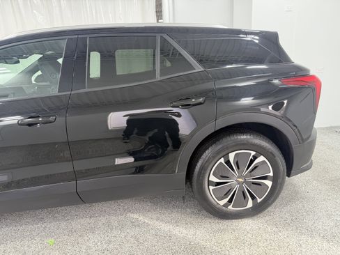 Used 2024 Chevrolet Blazer EV LT image 5