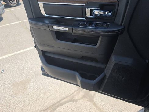 Used 2014 RAM 2500 Laramie AWD/4WD image 8