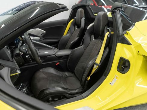 Used 2021 Chevrolet Corvette Stingray Preferred Conv w/ Z51 Performance Package image 11