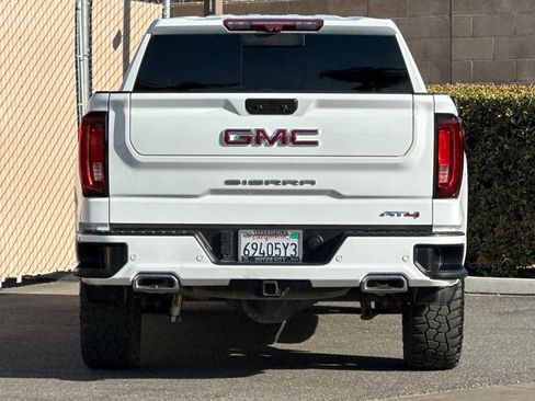 Certified 2024 GMC Sierra 1500 AT4 w/ Technology Package AWD/4WD image 5