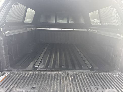 Used 2021 Nissan Titan PRO-4X w/ Pro-4x Utility Package image 4